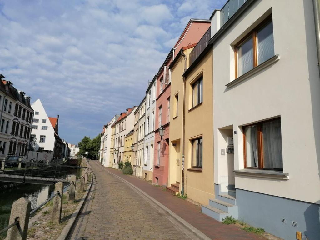Townhouse Altstadt Wismar Upper Apartment Mit Zwei Terrassen Екстериор снимка